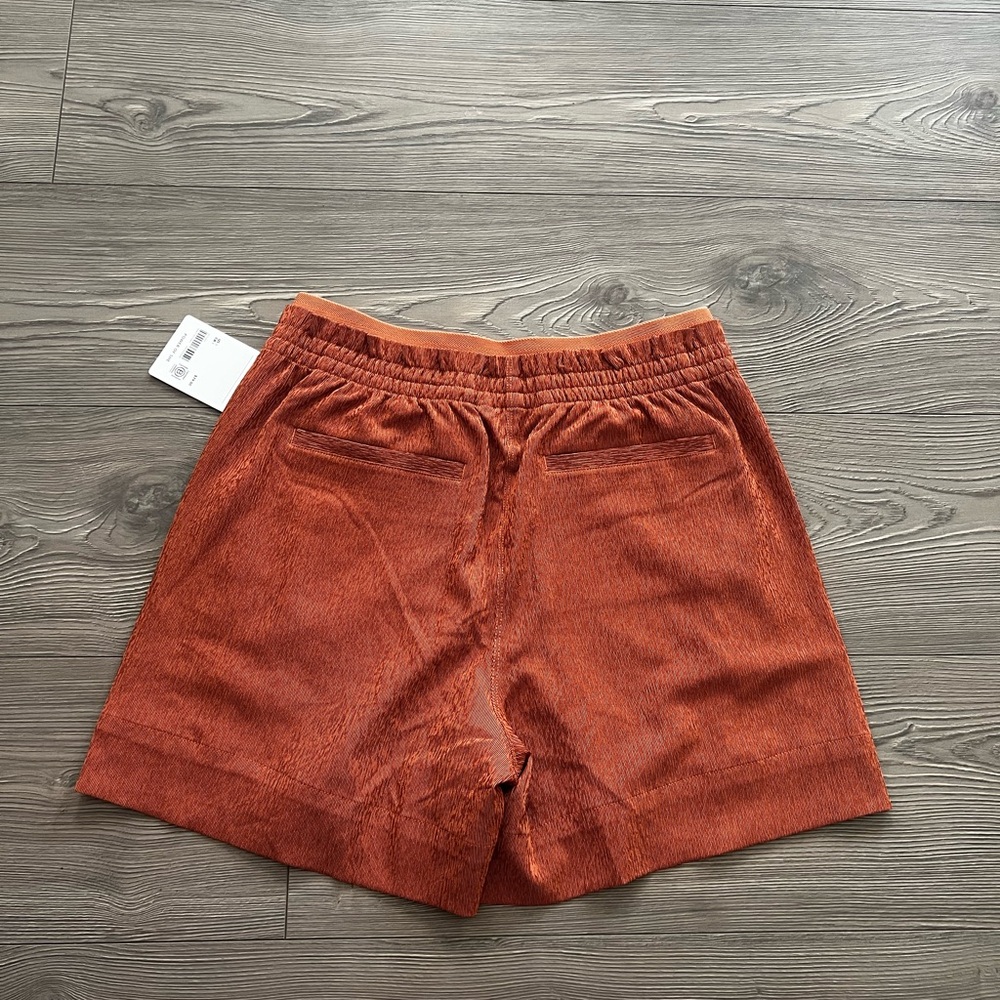 Athleta echo short - Picture 4 of 4
